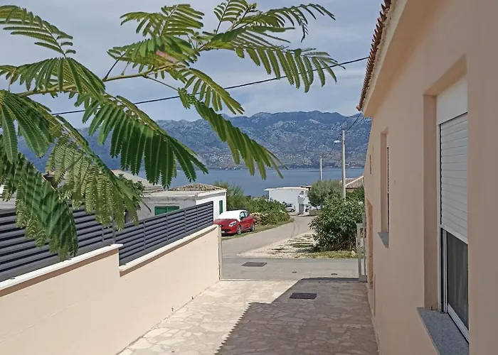 Tatil Evi Bona Vera Ražanac